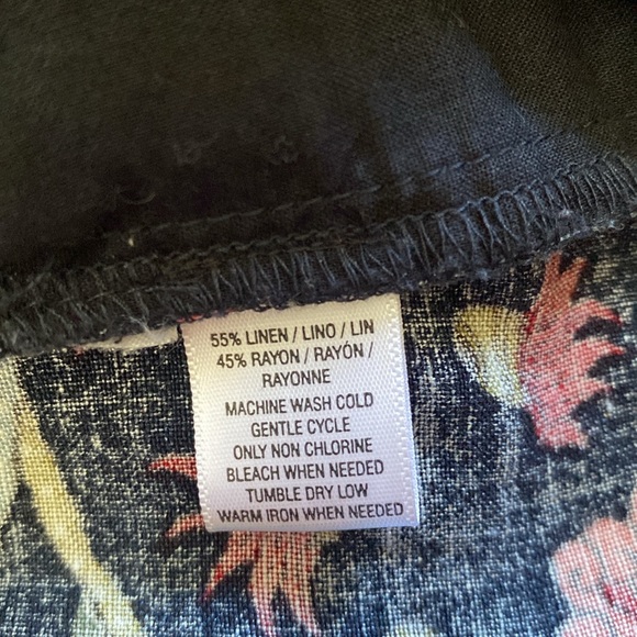 Loft Ann Taylor floral shorts - Picture 7 of 7